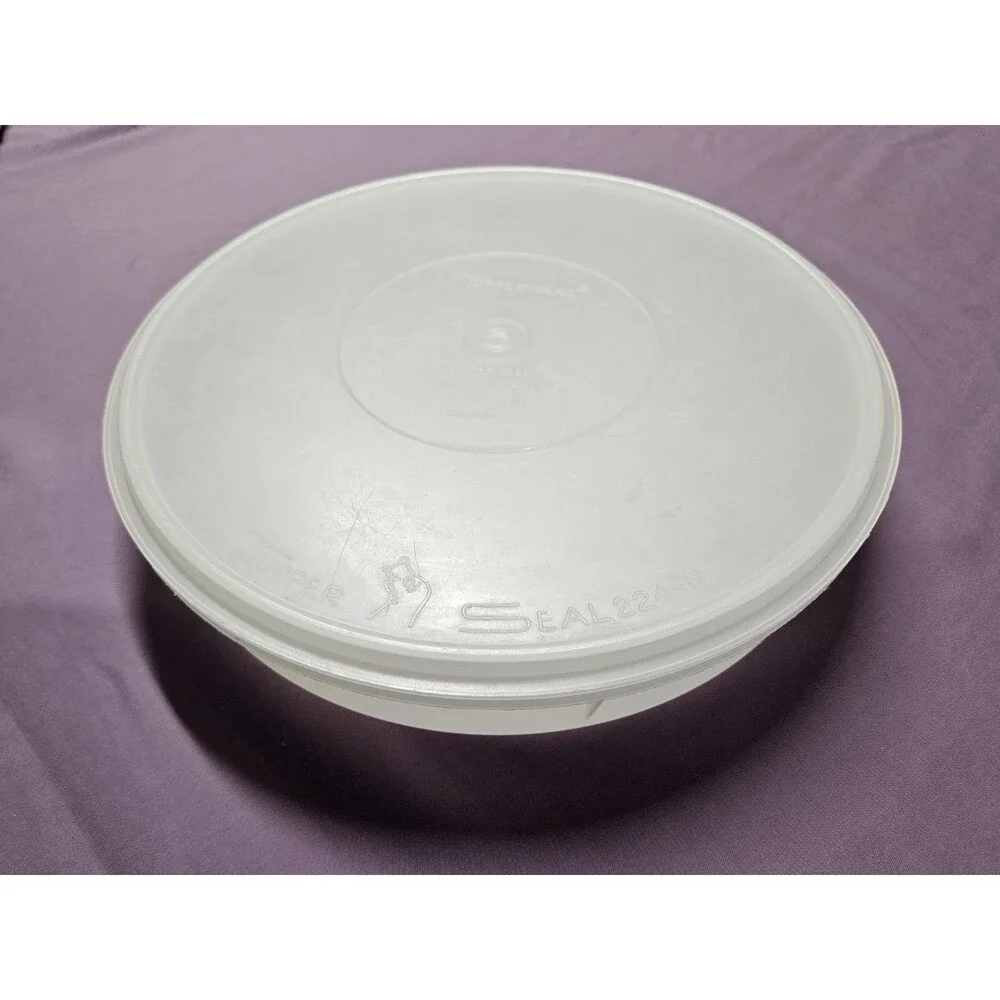 Vintage Tupperware Sheer Cupcake Keeper #242 w/Lid Seal #224 READ